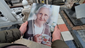 Картника на стекле