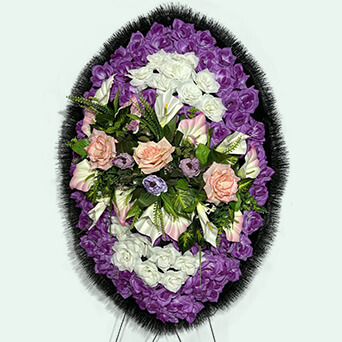 Венок из искусственных цветов